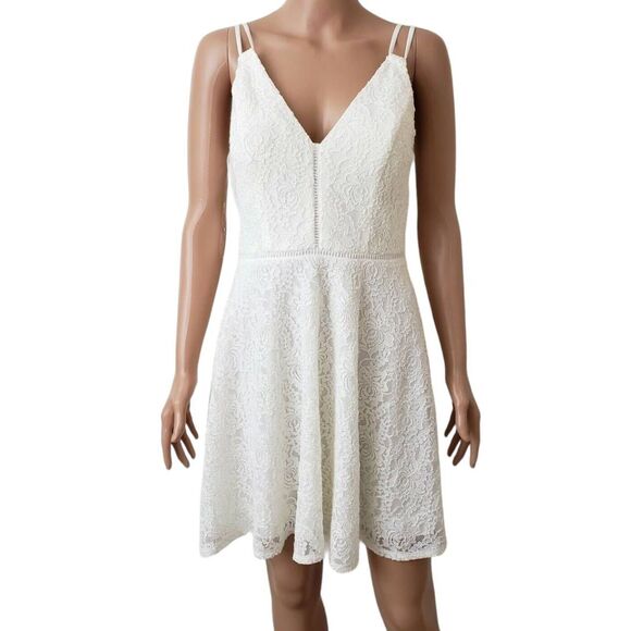 Sparkly White Lacey Textured Spaghetti Strap Mini Short Dress - Picture 11 of 14